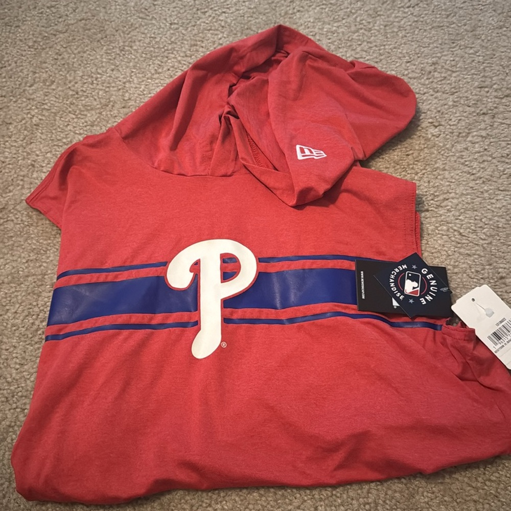 NWT Men's New Era Red Philadelphia Phillies Sleeveless Pullover Hoodie Men’s L